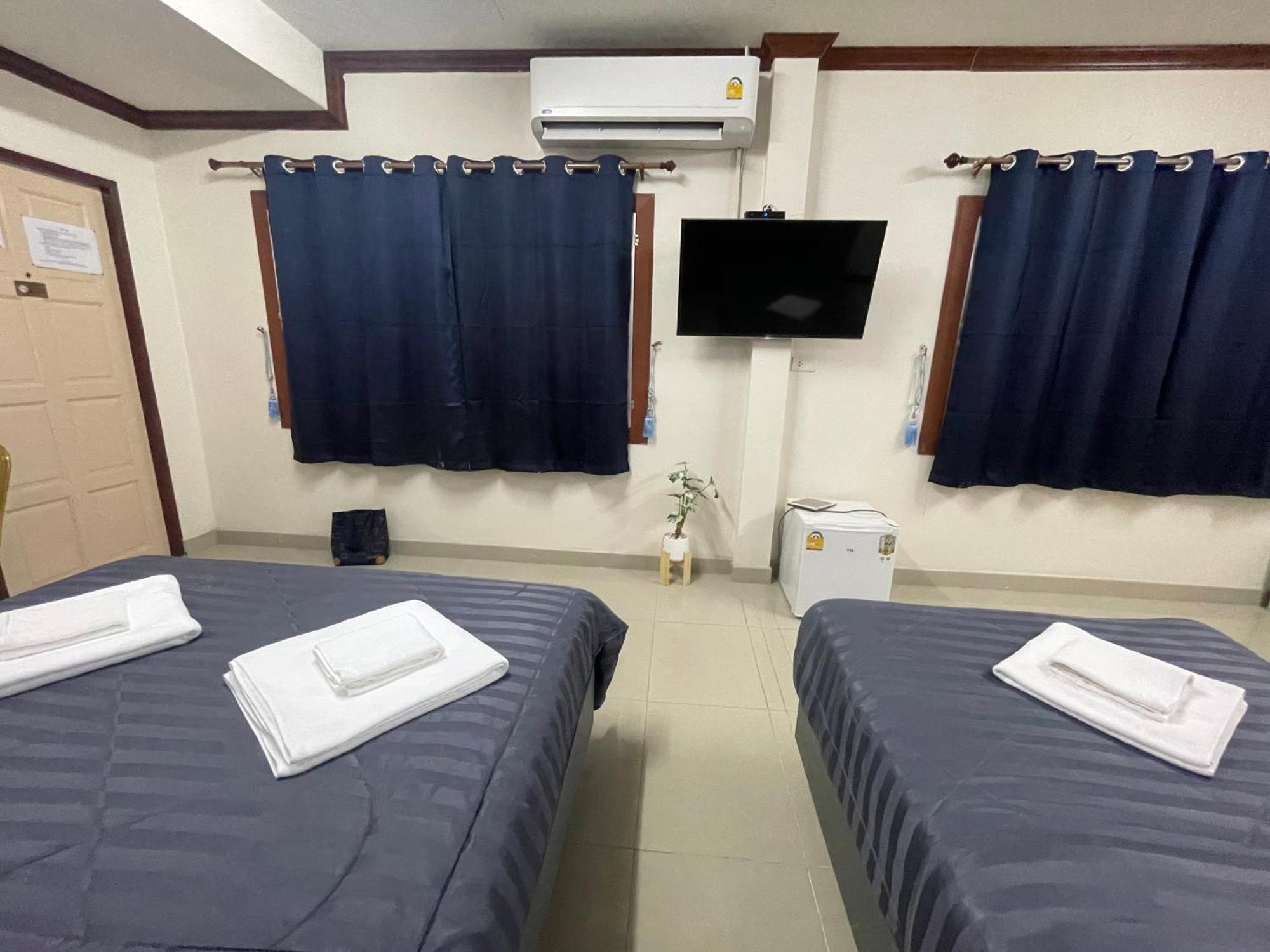 2B Cozy Hostel ตรัง Exterior foto