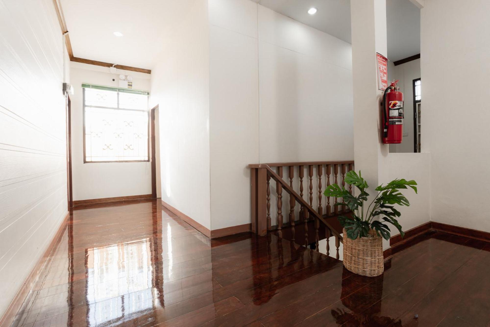 2B Cozy Hostel ตรัง Exterior foto
