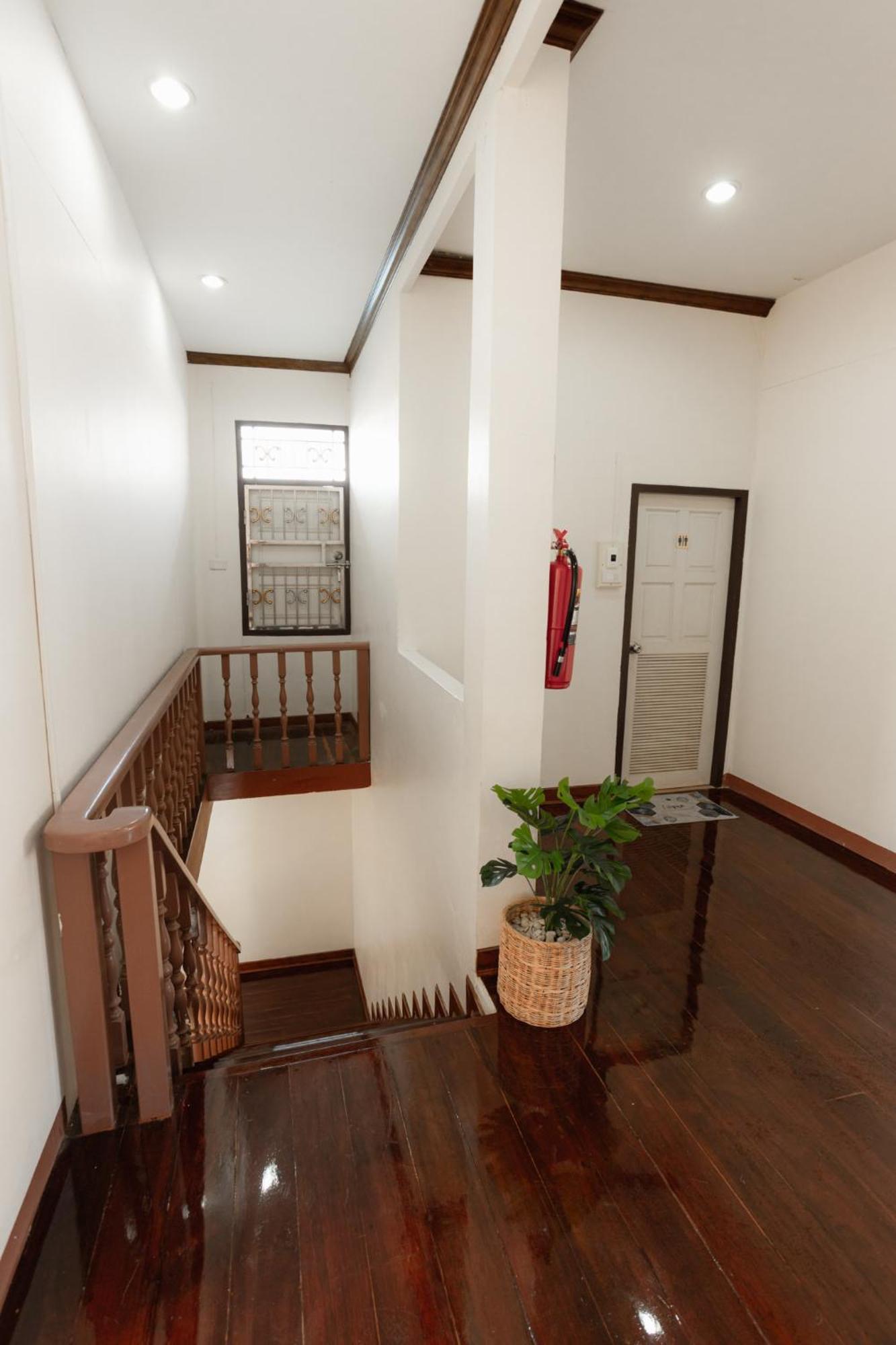 2B Cozy Hostel ตรัง Exterior foto